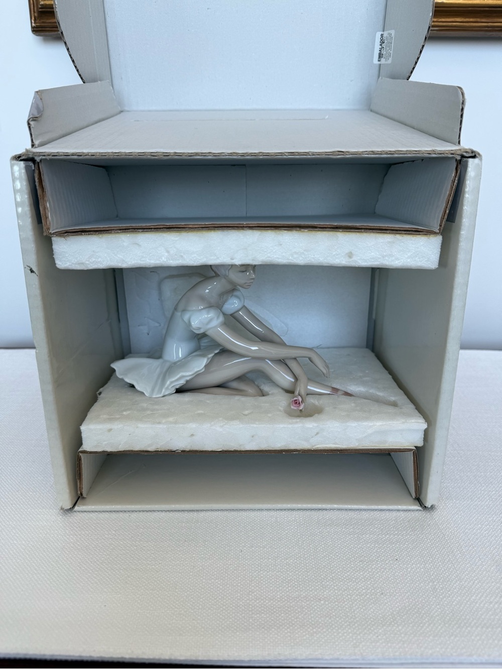 Lladro Rose Ballet Number 5919 Excellent Condition in Original Box - Picture 13 of 15